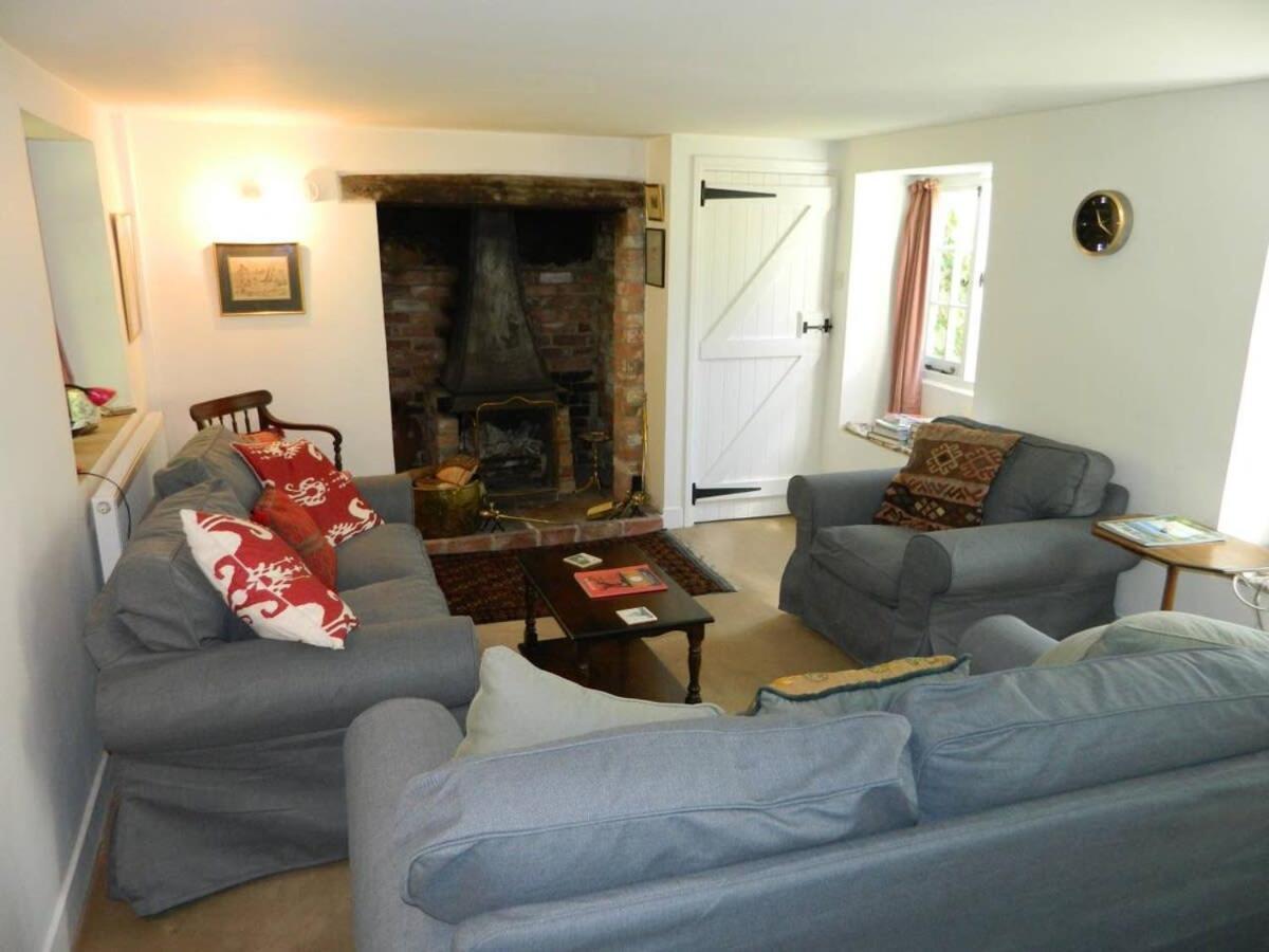 River Cottage A Country Retreat In Wooded Gardens East Stoke  Екстер'єр фото